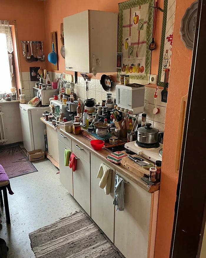 Volle Küche vor der Haushaltsauflösung