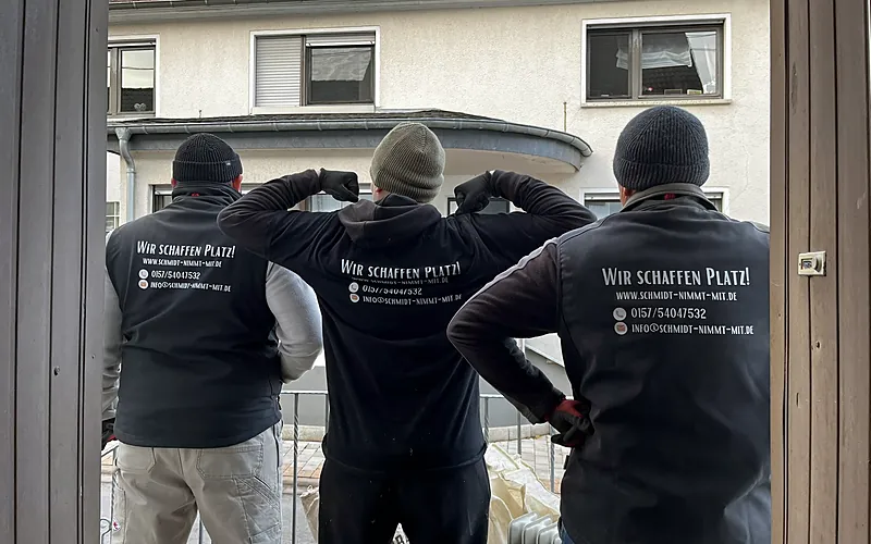 Team von Schmidt nimmt mit bei der Arbeit