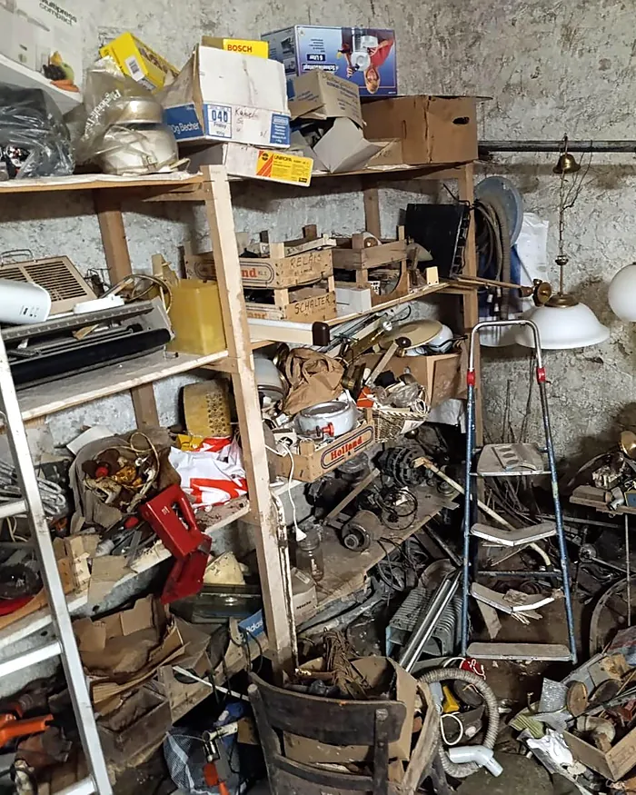 Volle Werkstatt vor der Entrümpelung